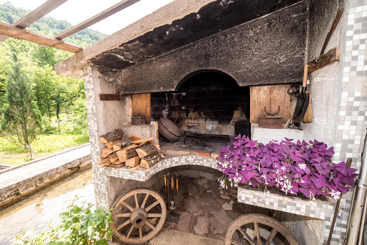 Вилла Eko House Dobrenica Бихач Экстерьер фото